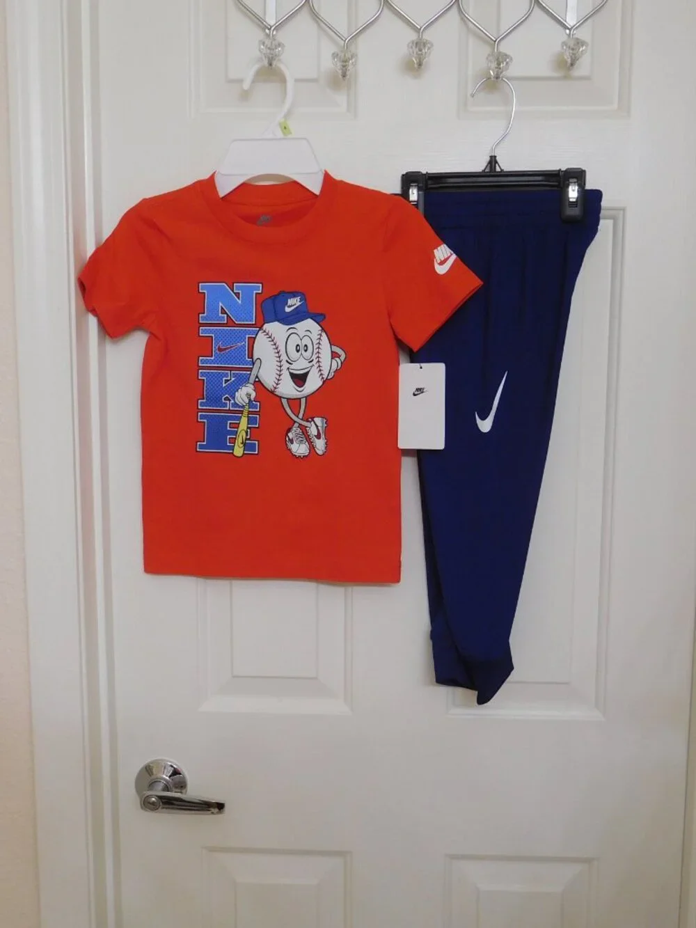 NWT Huge 17pc Nike L/S S/S Shirts Pants Joggers Sweatshirts Bundle sz 4 4t - Picture 8 of 12